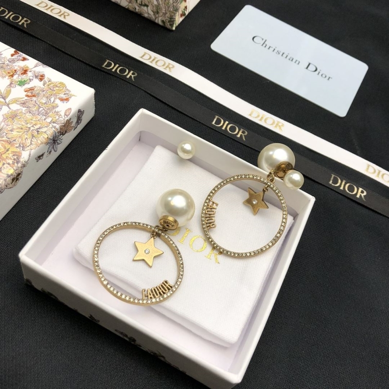 chr1st1an D10r earrings